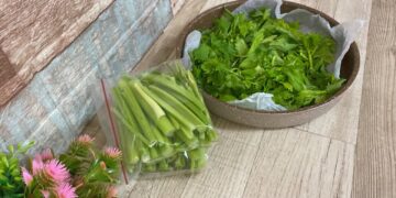 خشونة الشعر جرّبي أوراق الكرفس للحصول على نعومة مذهلة