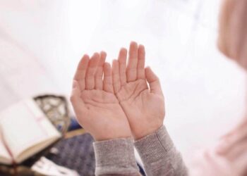 دعاء أول ليلة من رجب وأحكام الاحتفال بالشهر المبارك