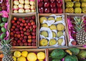أسعار الفاكهة الطازجة اليوم الثلاثاء 16 ديسمبر 2025 في الأسواق المحلية