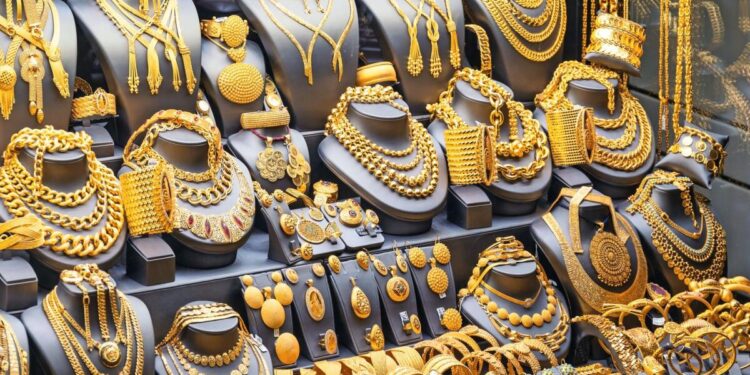 أسعار الذهب اليوم الأحد 21 ديسمبر 2025 في الأسواق المصرية