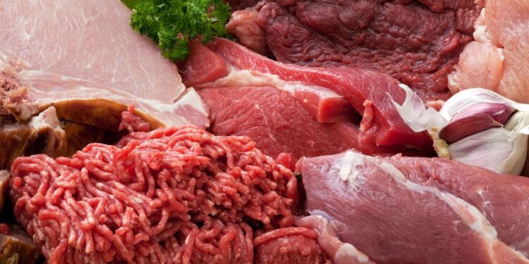 أسعار اللحوم البلدي والمستوردة اليوم الأحد 25 يناير 2026