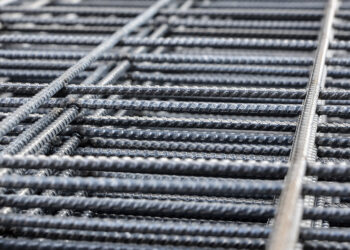 أسعار الحديد والأسمنت في مصر اليوم حديد عز عند 37,099 جنيهًا للطن