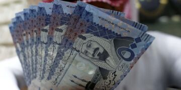 سعر الريال السعودي اليوم الأحد 1 فبراير 2026 في مصر بالبنوك