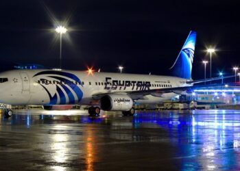 وظائف مصر للطيران 2026 فرص عمل للشباب برواتب مناسبة ومميزات مهنية