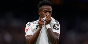 فالنسيا يستقبل ريال مدريد في ميستايا.. مواجهة مصيرية للطرفين في الليجا