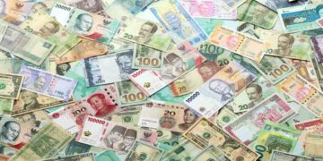 أسعار العملات اليوم في مصر الثلاثاء.. استقرار الدولار وتباين أداء العملات الأجنبية والعربية